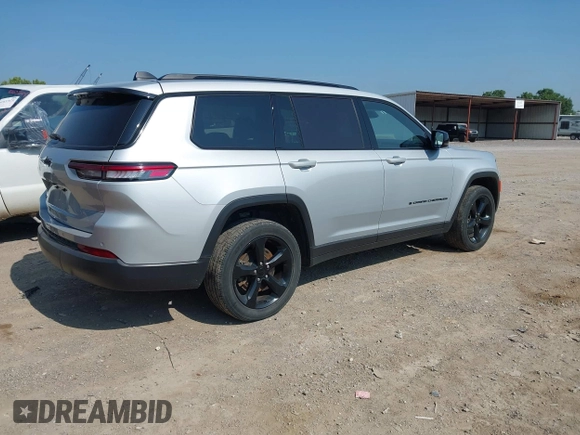 2023 Jeep Grand Cherokee Laredo z VIN 1C4RJKAG9P8865637, wystawiony jako IAAI lot #42682535 z przebiegiem 63 710 mil mil oraz . Historia ofert i sprzedaży dostępna na DreamBid. Obrazek 4.