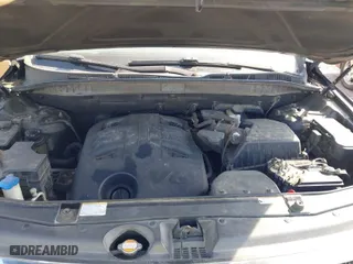 2010 Hyundai Veracruz Limited with VIN KM8NUDCC0AU105537, listed as a IAAI auction lot 41878456 with 208,836 mi miles. Bid and sale history available at carsss.com. Image 10.