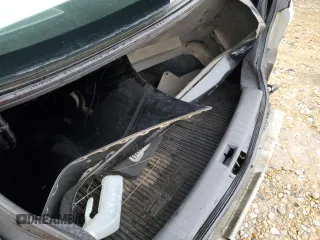 2014 Nissan Sentra SR z VIN 3N1AB7AP7EY302467, wystawiony jako Copart lot #56423835 z przebiegiem 118 520 mil mil oraz Szkoda całkowita • Salvage title. Historia ofert i sprzedaży dostępna na DreamBid. Obrazek 12.