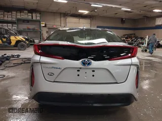 2017 Toyota Prius Plus z VIN JTDKARFP1H3044307, wystawiony jako IAAI lot #41440321 z przebiegiem 40 512 mil mil oraz . Historia ofert i sprzedaży dostępna na DreamBid. Obrazek 17.