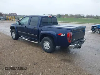 2008 Chevrolet Colorado z VIN 1GCDT43E788203200, wystawiony jako IAAI lot #41964031 z przebiegiem 189 622 mil mil oraz . Historia ofert i sprzedaży dostępna na DreamBid. Obrazek 3.