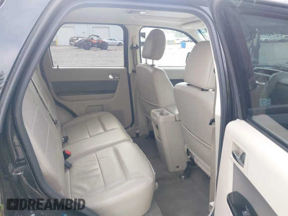 2012 Ford Escape Hybrid с VIN 1FMCU5K36CKB21433, выставлен на аукционе IAAI как лот 42410783 с пробегом 93 484 миль миль и . История ставок и продаж доступна на DreamBid. Изображение 8.