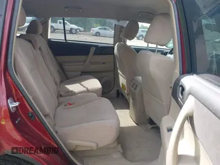 2008 Toyota Highlander z VIN JTEDS41A782004021, wystawiony jako IAAI lot #41971872 z przebiegiem 194 420 mil mil oraz . Historia ofert i sprzedaży dostępna na DreamBid. Obrazek 7.