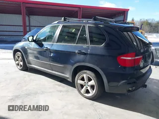 2010 BMW X5 35d with VIN 5UXFF0C50ALJ99887, listed as a IAAI auction lot 41585772 with 96,983 mi miles. Bid and sale history available at carsss.com. Image 3.