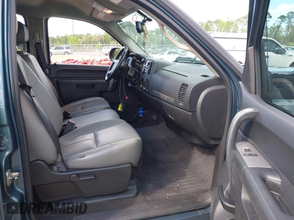 2010 Chevrolet Silverado 1500 LT with VIN 3GCRCSE08AG173488, listed as a IAAI auction lot 41977739 with 92,538 mi miles and . Bid and sale history available at DreamBid. Image 5.