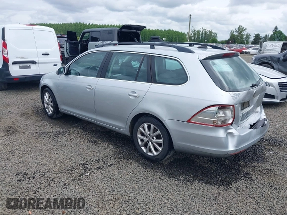 2009 Volkswagen Jetta SE с VIN 3VWPM71K89M342458, выставлен на аукционе IAAI как лот 42269467 с пробегом 186 065 миль миль и . История ставок и продаж доступна на DreamBid. Изображение 3.
