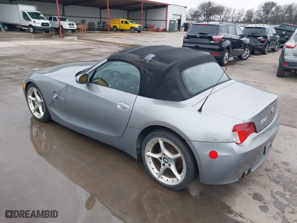2006 BMW Z4 3.0si with VIN 4USBU53546LX01739, listed as a IAAI auction lot 41531608 with 79,376 mi miles. Bid and sale history available at carsss.com. Image 3.