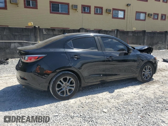 2019 Toyota Yaris L z VIN 3MYDLBYV8KY514239, wystawiony jako Copart lot #57712905 z przebiegiem 111 980 mil mil oraz Nie do naprawy • Non repairable. Historia ofert i sprzedaży dostępna na DreamBid. Obrazek 3.