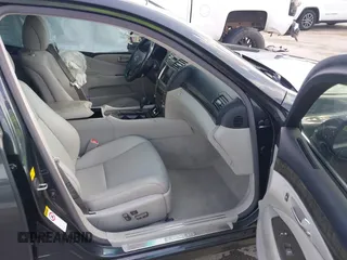 2008 Lexus LS 460 L z VIN JTHGL46F885026836, wystawiony jako IAAI lot #41881113 z przebiegiem 124 883 mil mil oraz . Historia ofert i sprzedaży dostępna na DreamBid. Obrazek 5.