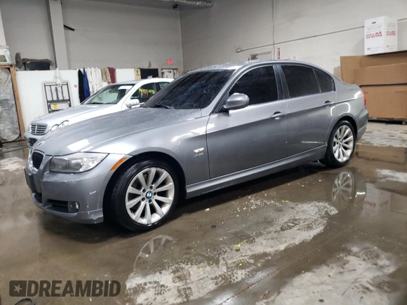 2011 BMW 3 Series 328i xDrive with VIN WBAPK7C53BA818101, listed as a Copart auction lot 45490965 with 134,292 mi miles and Salvage title. Bid and sale history available at DreamBid. Image 1.
