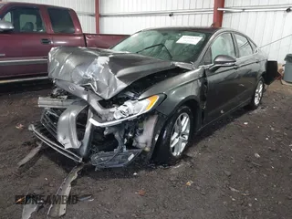 2015 Ford Fusion SE with VIN 1FA6P0H74F5105133, listed as a IAAI auction lot 41212659 with 186,378 mi miles. Bid and sale history available at carsss.com. Image 17.