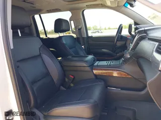 2020 Chevrolet Suburban Premier with VIN 1GNSCJKCXLR263570, listed as a IAAI auction lot 41980013 with 1 mi miles. Bid and sale history available at carsss.com. Image 5.