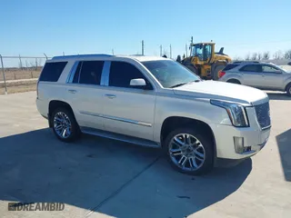 2015 Cadillac Escalade Luxury with VIN 1GYS3BKJ7FR303390, listed as a IAAI auction lot 41428556 with 152,978 mi miles. Bid and sale history available at carsss.com. Image 13.