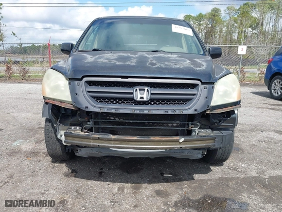 2004 Honda Pilot EX with VIN 5FNYF18514B001334, listed as a IAAI auction lot 41754663 with 208,514 mi miles. Bid and sale history available at carsss.com. Image 6.