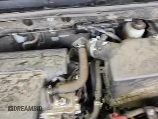 2018 Toyota RAV4 XLE z VIN JTMWFREV7JJ211340, wystawiony jako Copart lot #71269045 z przebiegiem 81 524 mil mil oraz Szkoda całkowita • Salvage title. Historia ofert i sprzedaży dostępna na DreamBid. Obrazek 16.