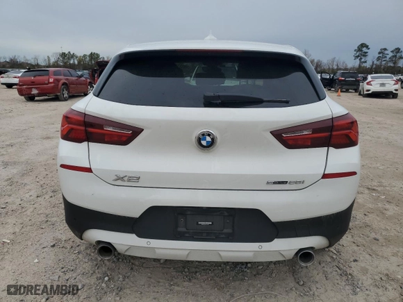 2023 BMW X2 sDrive28i with VIN WBXYH9C00P5V38984, listed as a Copart auction lot 89321155 with 47,287 mi miles and Salvage Title. Bid and sale history available at carsss.com. Image 6.