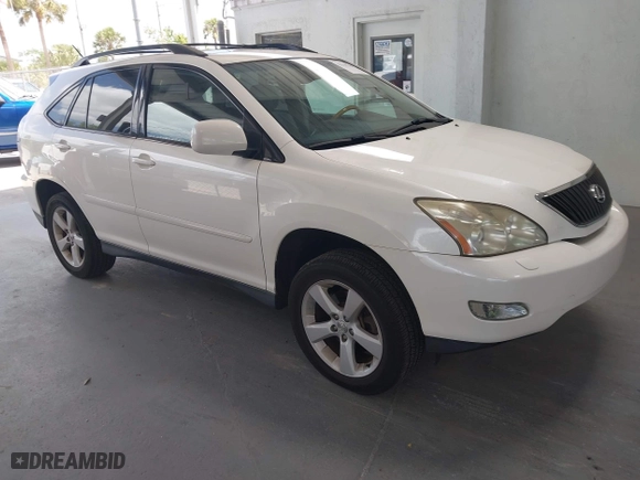 2006 Lexus RX 330 with VIN 2T2HA31U76C105888, listed as a IAAI auction lot 42125780 with 207,299 mi miles. Bid and sale history available at carsss.com. Image 1.
