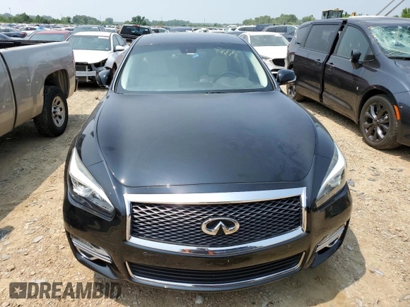 2016 Infiniti Q70 with VIN JN1BY1PR7GM720364, listed as a Copart auction lot 56598133 with 83,492 mi miles and Non repairable. Bid and sale history available at DreamBid. Image 5.