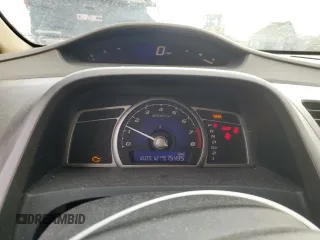 2008 Honda Civic LX с VIN JHMFA16528S000449, выставлен на аукционе Copart как лот 46075895 с пробегом 160 512 миль миль и Списание • Salvage title. История ставок и продаж доступна на DreamBid. Изображение 9.