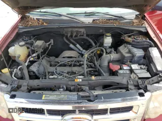 2008 Ford Escape XLS with VIN 1FMCU02Z08KC81225, listed as a Copart auction lot 59711755 with 201,951 mi miles and Salvage title. Bid and sale history available at DreamBid. Image 12.