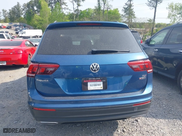 2018 Volkswagen Tiguan S with VIN 3VV0B7AXXJM018455, listed as a IAAI auction lot 41979115 with 92,104 mi miles. Bid and sale history available at carsss.com. Image 16.