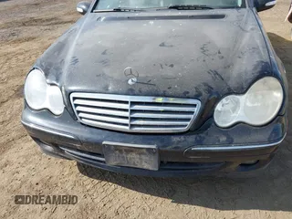 2005 Mercedes-Benz C 240 with VIN WDBRF81J45F691127, listed as a IAAI auction lot 42493389 with 238,706 mi miles and . Bid and sale history available at DreamBid. Image 6.