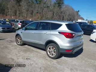 2019 Ford Escape SEL with VIN 1FMCU9HD5KUC19024, listed as a IAAI auction lot 41744839 with 67,846 mi miles. Bid and sale history available at carsss.com. Image 3.