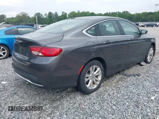 2015 Chrysler 200 Limited with VIN 1C3CCCABXFN632929, listed as a IAAI auction lot 42144192 with 140,917 mi miles. Bid and sale history available at carsss.com. Image 4.