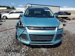 2013 Ford Escape SE with VIN 1FMCU0G99DUD03147, listed as a Copart auction lot 60152775 with 156,551 mi miles and Salvage title. Bid and sale history available at DreamBid. Image 5.