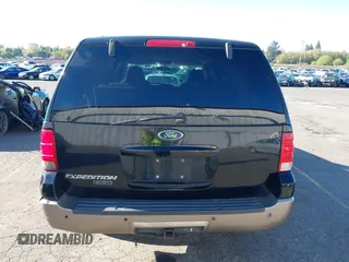 2003 Ford Expedition Eddie Bauer z VIN 1FMFU18L43LC23174, wystawiony jako IAAI lot #42021679 z przebiegiem 240 025 mil mil oraz . Historia ofert i sprzedaży dostępna na DreamBid. Obrazek 16.