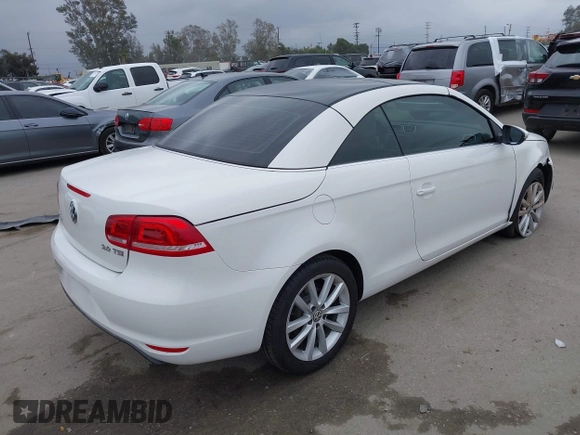 2012 Volkswagen Eos Komfort with VIN WVWBW7AH6CV004193, listed as a IAAI auction lot 42194925 with 71,401 mi miles and . Bid and sale history available at DreamBid. Image 4.