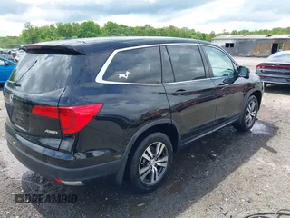 2017 Honda Pilot EX-L z VIN 5FNYF6H67HB049027, wystawiony jako IAAI lot #42196224 z przebiegiem 105 229 mil mil oraz . Historia ofert i sprzedaży dostępna na DreamBid. Obrazek 4.