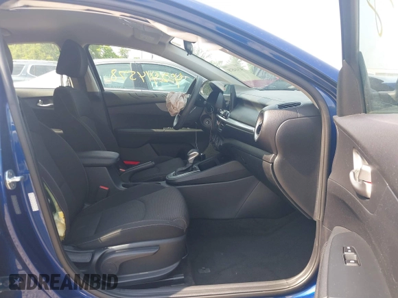 2021 Kia Forte LXS with VIN 3KPF24AD4ME283299, listed as a IAAI auction lot 42414578 with 66,852 mi miles and . Bid and sale history available at DreamBid. Image 5.
