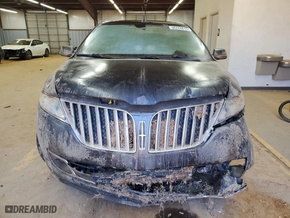 2013 Lincoln MKX with VIN 2LMDJ8JK1DBL13592, listed as a Copart auction lot 46244815 with 0 mi miles and Non Repairable. Bid and sale history available at carsss.com. Image 5.