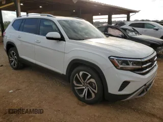 2022 Volkswagen Atlas SEL with VIN 1V2BP2CA2NC504784, listed as a Copart auction lot 79165184 with 64,519 mi miles and Salvage title. Bid and sale history available at DreamBid. Image 4.