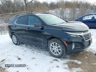 2022 Chevrolet Equinox LT z VIN 2GNAXKEV7N6105186, wystawiony jako IAAI lot #41407064 z przebiegiem 31 799 mil mil oraz . Historia ofert i sprzedaży dostępna na DreamBid. Obrazek 1.