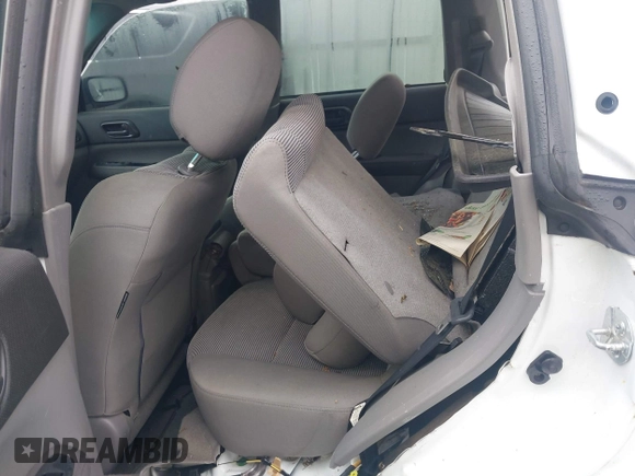 2006 Subaru Forester 2.5 X with VIN JF1SG63676H717812, listed as a IAAI auction lot 41920010 with 137,872 mi miles. Bid and sale history available at carsss.com. Image 8.