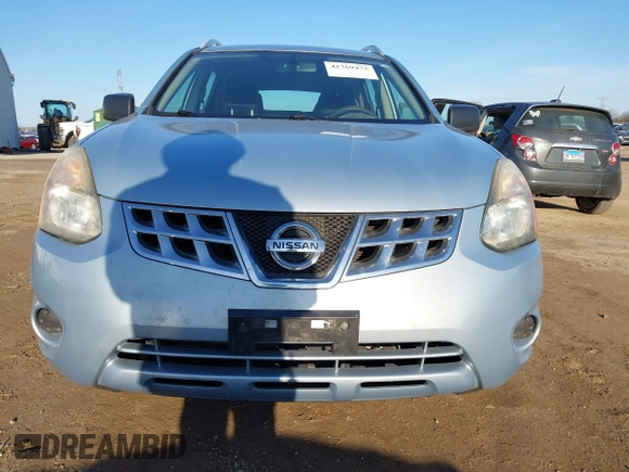 2015 Nissan Rogue S with VIN JN8AS5MVXFW261910, listed as a IAAI auction lot 41769475 with 160,783 mi miles and . Bid and sale history available at DreamBid. Image 12.