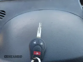 2017 Nissan NV200 S z VIN 3N6CM0KN2HK712280, wystawiony jako IAAI lot #41211228 z przebiegiem 153 840 mil mil oraz . Historia ofert i sprzedaży dostępna na DreamBid. Obrazek 11.