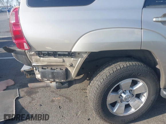 2005 Toyota 4Runner SR5 with VIN JTEBT14R350056824, listed as a IAAI auction lot 41936954 with 247,526 mi miles and . Bid and sale history available at DreamBid. Image 6.