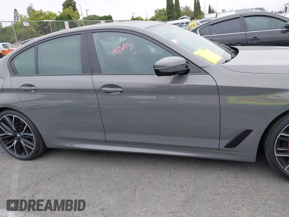 2022 BMW 5 Series M550i xDrive with VIN WBA13BK07NCL07995, listed as a IAAI auction lot 42454963 with 12,721 mi miles and . Bid and sale history available at DreamBid. Image 13.