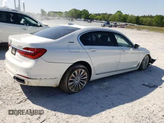 2018 BMW 7 Series 740e xDrive iPerformance with VIN WBA7J2C52JG938442, listed as a Copart auction lot 48070803 with 0 mi miles. Bid and sale history available at carsss.com. Image 3.