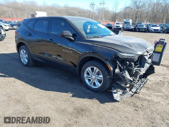 2021 Chevrolet Blazer LT z VIN 3GNKBCRS3MS565308, wystawiony jako IAAI lot #41675966 z przebiegiem 76 588 mil mil oraz . Historia ofert i sprzedaży dostępna na DreamBid. Obrazek 1.