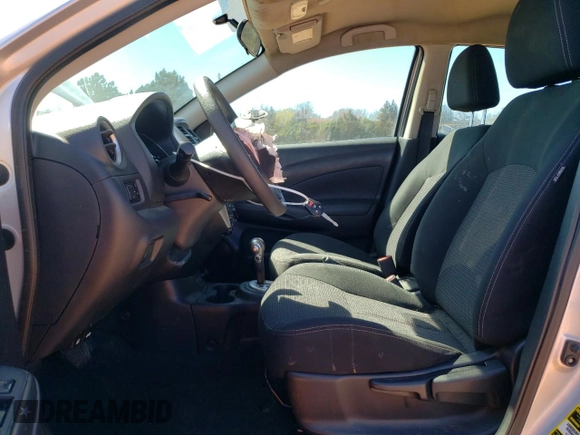 2017 Nissan Versa SV z VIN 3N1CN7AP3HL892930, wystawiony jako Copart lot #49654465 z przebiegiem 70 782 mil mil oraz Szkoda całkowita • Salvage title. Historia ofert i sprzedaży dostępna na DreamBid. Obrazek 7.