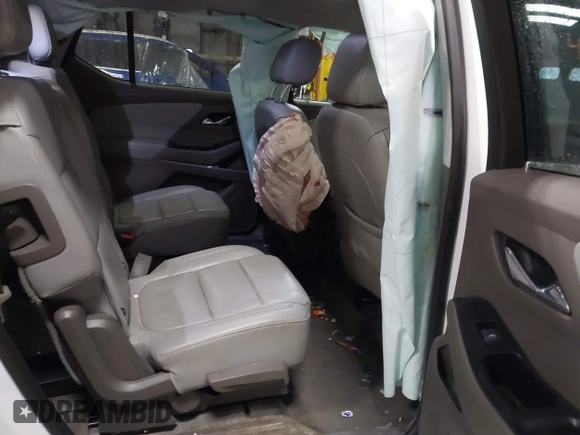 2018 Chevrolet Traverse LT Leather with VIN 1GNEVHKW3JJ230464, listed as a IAAI auction lot 41184358 with 132,189 mi miles. Bid and sale history available at carsss.com. Image 8.