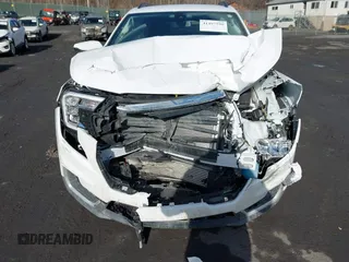 2024 GMC Terrain SLE with VIN 3GKALTEG2RL380353, listed as a IAAI auction lot 41497590 with 7,200 mi miles and . Bid and sale history available at DreamBid. Image 6.