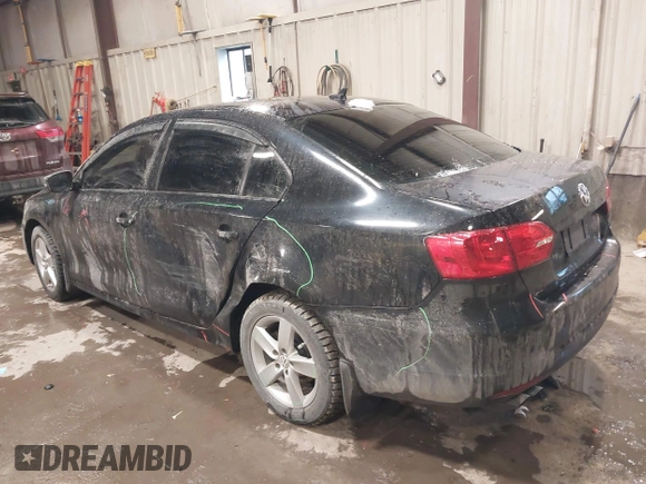 2012 Volkswagen Jetta TDI with VIN 3VWLL7AJXCM031579, listed as a IAAI auction lot 41227325 with 123,273 mi miles and . Bid and sale history available at DreamBid. Image 3.
