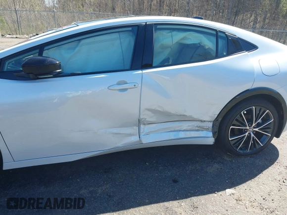 2024 Toyota Prius LE with VIN JTDACAAU6R3043434, listed as a IAAI auction lot 41757074 with 422 mi miles and . Bid and sale history available at DreamBid. Image 6.