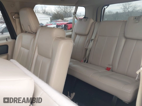 2016 Ford Expedition EL XLT with VIN 1FMJK1HT8GEF49487, listed as a IAAI auction lot 41464009 with 146,582 mi miles. Bid and sale history available at carsss.com. Image 12.
