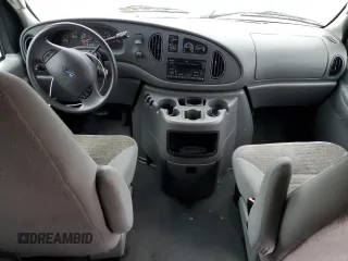 2003 Ford Econoline Passenger XL с VIN 1FBSS31L03HB23840, выставлен на аукционе Copart как лот 78593064 с пробегом 59 021 миль миль и Списание • Salvage title. История ставок и продаж доступна на DreamBid. Изображение 8.